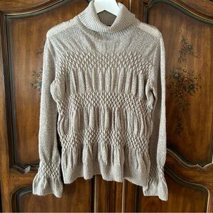 Coccole~ Made in Italy Merino Wool Blend Knit Turtleneck Beige Sweater sz Medium